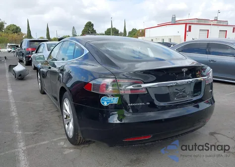 2017 Tesla Model S 100D/60D/75D/90D/P100D из США, поврежденный, VIN 5YJSA1E20HF186948